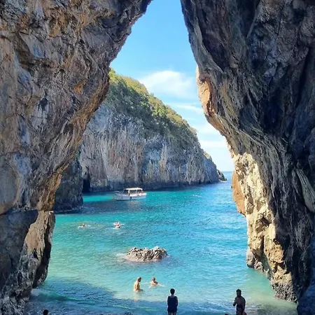 Andrea In Citta Dell'arcomagno * סן ניקולה ארצ'לה