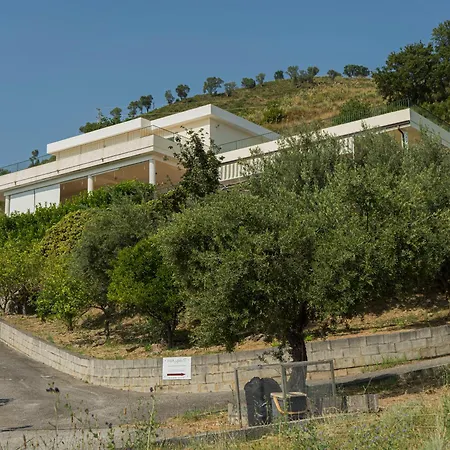 Andrea In Citta Dell'arcomagno Сан-Никола-Арчелла