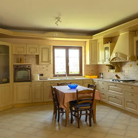 Andrea In Citta Dell'arcomagno