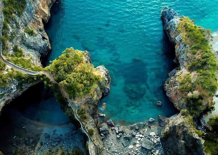 Andrea In Citta Dell'arcomagno