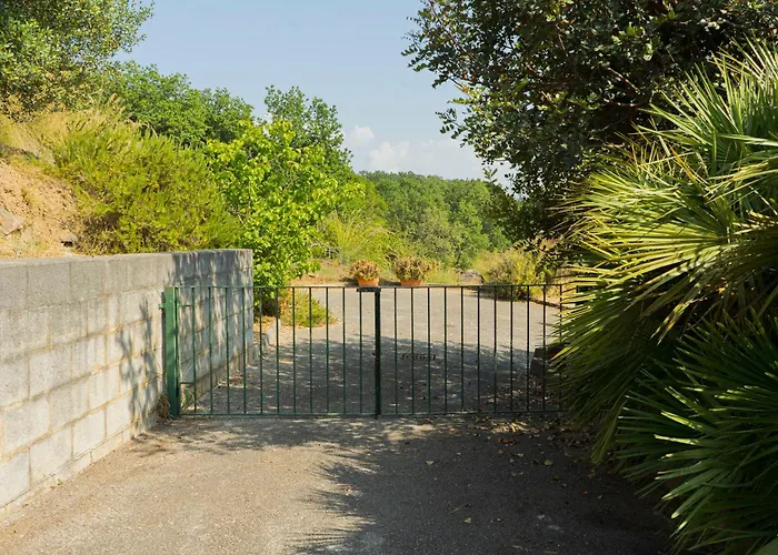 Lägenhet Andrea In Citta Dell'arcomagno