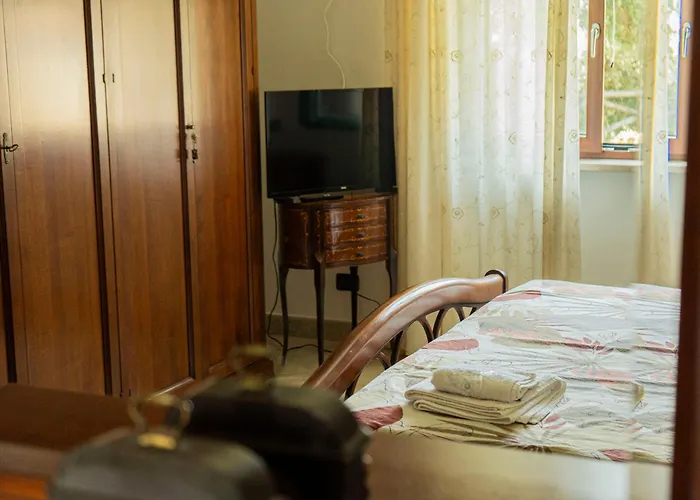 Andrea In Citta Dell'arcomagno